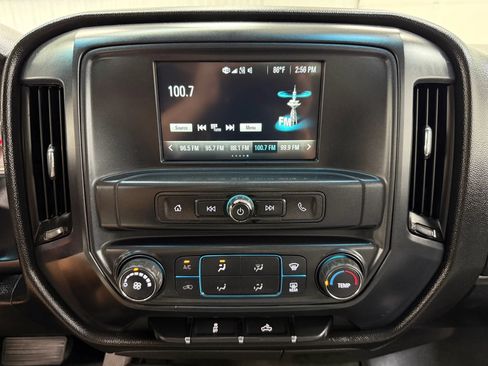 Used 2018 Chevrolet Silverado 1500 Custom w/ Custom Value Package AWD/4WD image 21