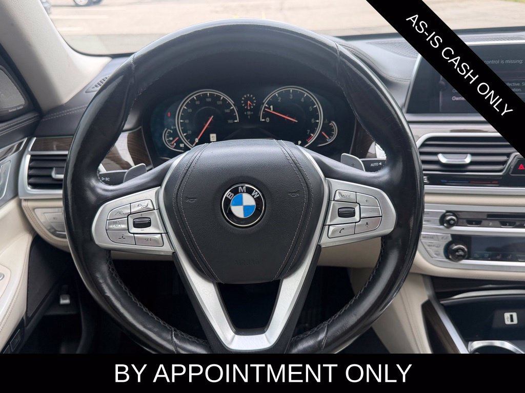Used 2017 BMW 750i RWD image 18