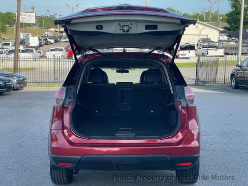 Used 2016 Nissan Rogue SL w/ SL Premium Package image 26
