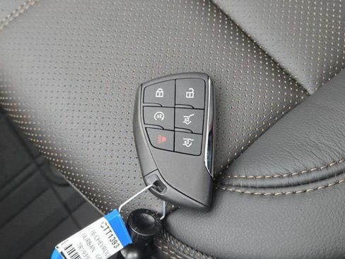 New 2026 Chevrolet Suburban High Country image 44