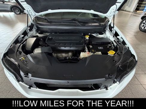 Used 2021 Jeep Cherokee Latitude FWD image 14
