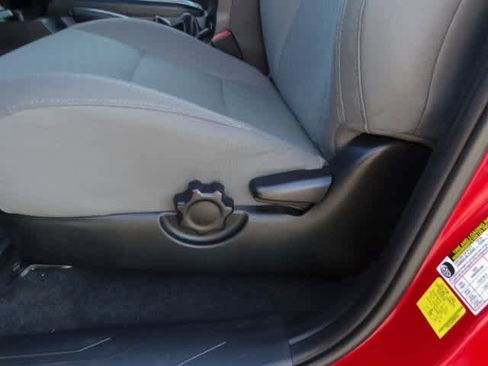 Certified 2023 Toyota Tacoma SR image 29