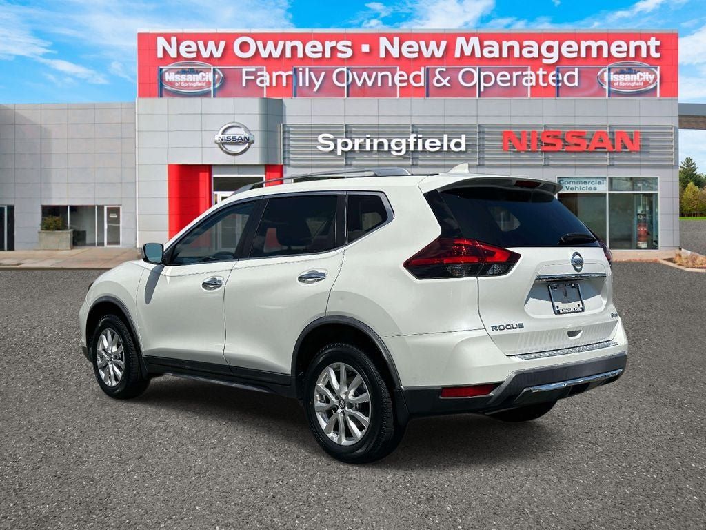 Used 2018 Nissan Rogue SV AWD/4WD image 6