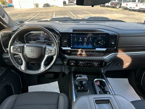 Used 2022 Chevrolet Silverado 1500 LT Trail Boss w/ Protection Package image 23