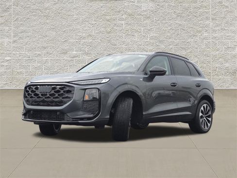 New 2026 Audi Q3 quattro 2.0T AWD/4WD image 3