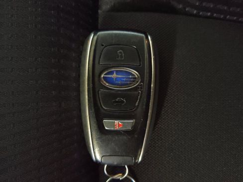 Used 2020 Subaru Ascent Premium w/ Sport Package image 32