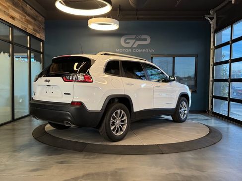 Used 2021 Jeep Cherokee Latitude Lux AWD/4WD image 3