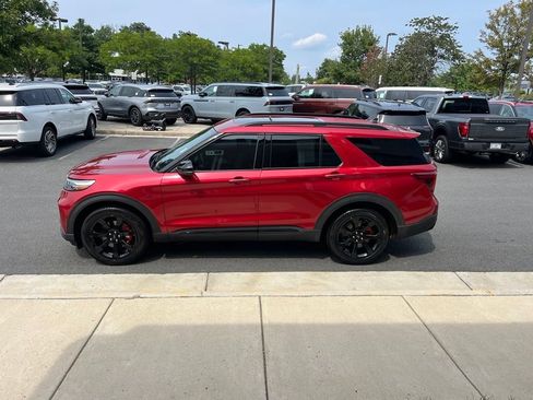 Used 2022 Ford Explorer ST w/ Equipment Group 401A AWD/4WD image 5