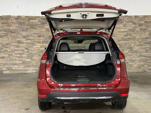 Used 2020 Nissan Rogue SL w/ Premium Package image 8