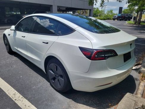 Used 2023 Tesla Model 3 Standard Range RWD image 3