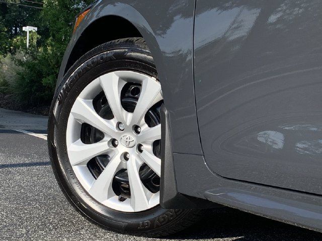 Used 2026 Toyota Corolla LE FWD image 41