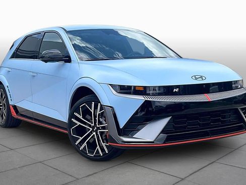 Used 2025 Hyundai Ioniq 5 N AWD/4WD image 2
