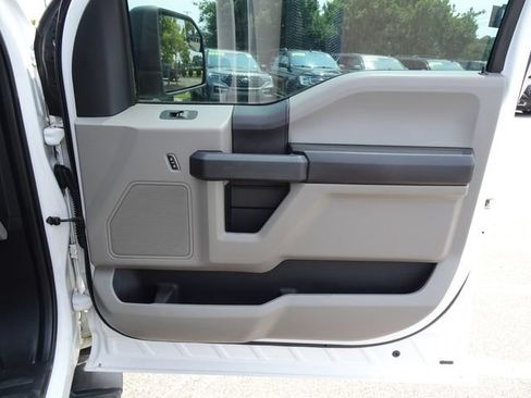 Used 2015 Ford F150 XL w/ Equipment Group 101A Mid AWD/4WD image 17