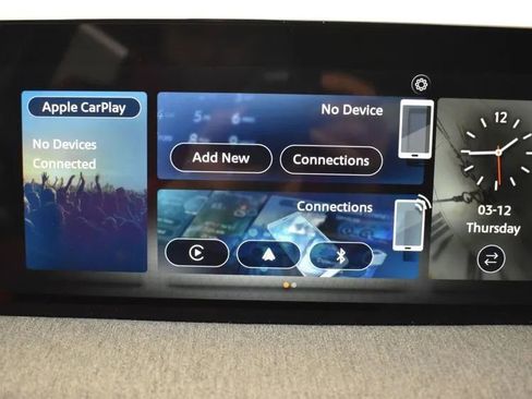 Used 2025 Nissan Kicks SV image 29