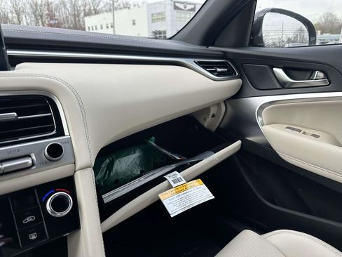 New 2026 Genesis G70 2.5T image 17