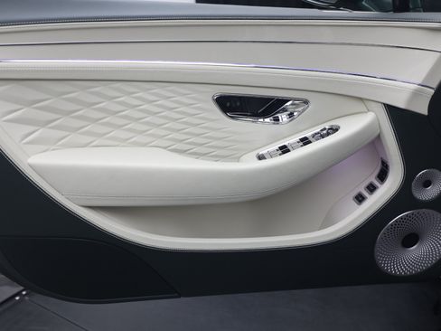 Certified 2026 Bentley Continental GT AWD/4WD image 16