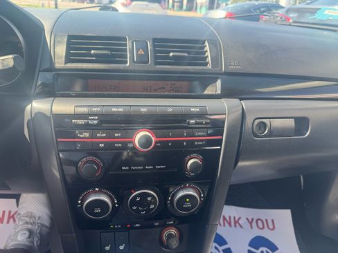 Used 2009 MAZDA MAZDA3 s Grand Touring image 11