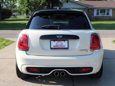 Used 2019 MINI Cooper S w/ Storage Package FWD image 8