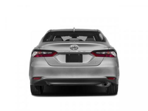 Used 2023 Toyota Camry LE FWD image 5