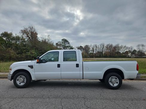 Used 2008 Ford F250 XL image 2