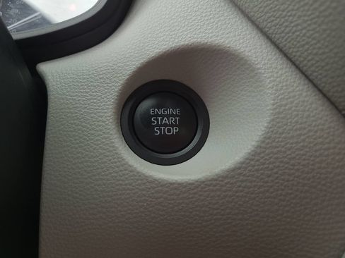 Used 2024 Toyota Corolla Cross LE FWD image 23