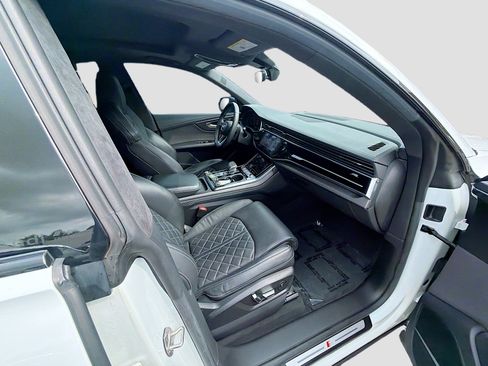 Used 2024 Audi SQ8 Prestige AWD/4WD image 32