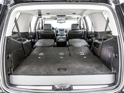 Used 2019 Chevrolet Tahoe Premier AWD/4WD image 38