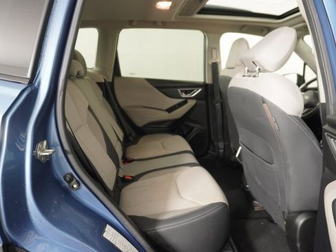 Used 2019 Subaru Forester Premium w/ All-Weather Package image 39