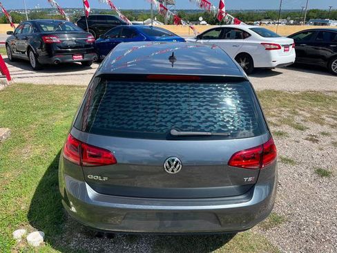 Used 2017 Volkswagen Golf S FWD image 7