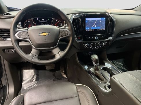Used 2023 Chevrolet Traverse Premier w/ Redline Edition AWD/4WD image 23