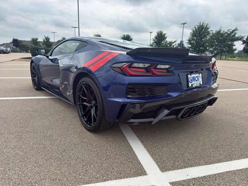 New 2027 Chevrolet Corvette Grand Sport w/ Z52 Sport Performance Package RWD image 5