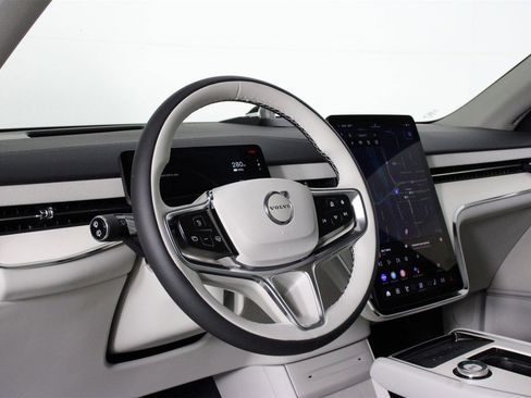 New 2025 Volvo EX90 Ultra image 8
