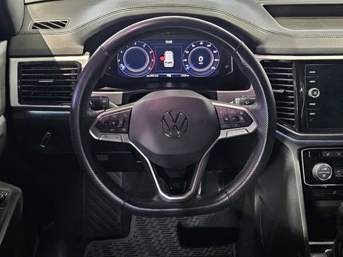 Used 2022 Volkswagen Atlas Cross Sport SEL R-Line AWD/4WD image 21