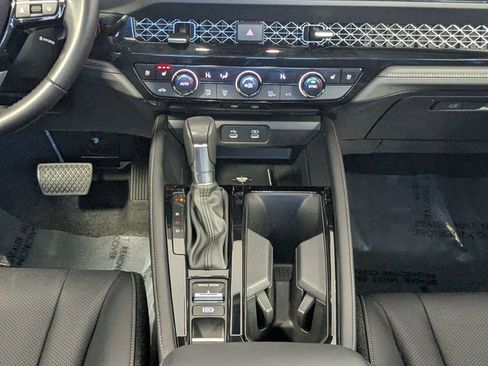 Used 2024 Honda Accord Touring image 39