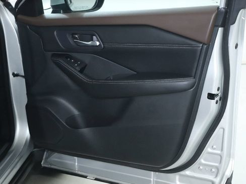 Certified 2023 Nissan Rogue SV w/ SV Premium B Package AWD/4WD image 37