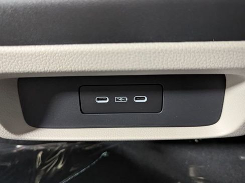 New 2026 Honda Odyssey Touring image 25