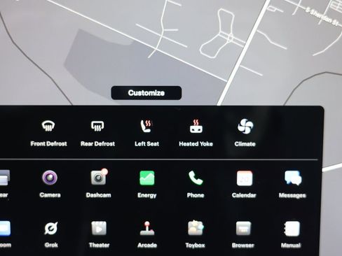 Used 2023 Tesla Model X image 9