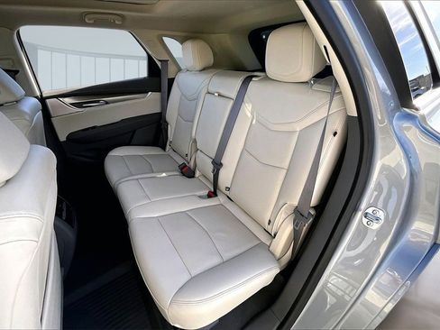 New 2026 Cadillac XT5 Premium Luxury w/ LPO, Floor Liner Package image 10