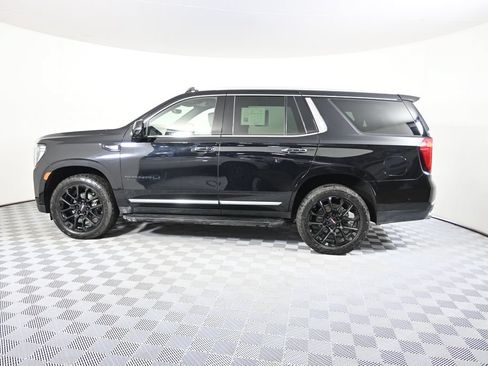 Used 2023 GMC Yukon Denali w/ Advanced Technology Package AWD/4WD image 3