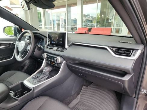 Used 2024 Toyota RAV4 SE w/ Weather Package AWD/4WD image 25