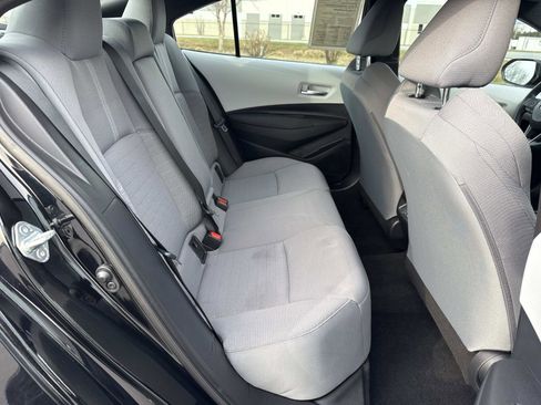 Used 2024 Toyota Corolla SE image 19