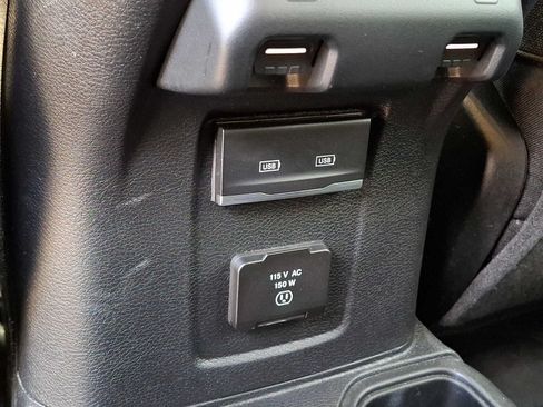 Used 2026 Jeep Wrangler Unlimited Rubicon AWD/4WD image 11