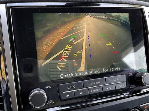 Used 2020 Nissan Titan SV w/ SV Convenience Package image 14