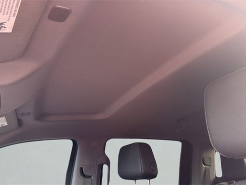 Used 2019 Chevrolet Silverado 1500 RST image 11