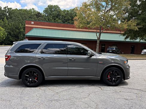 Used 2019 Dodge Durango SRT w/ Trailer Tow Group IV AWD/4WD image 4