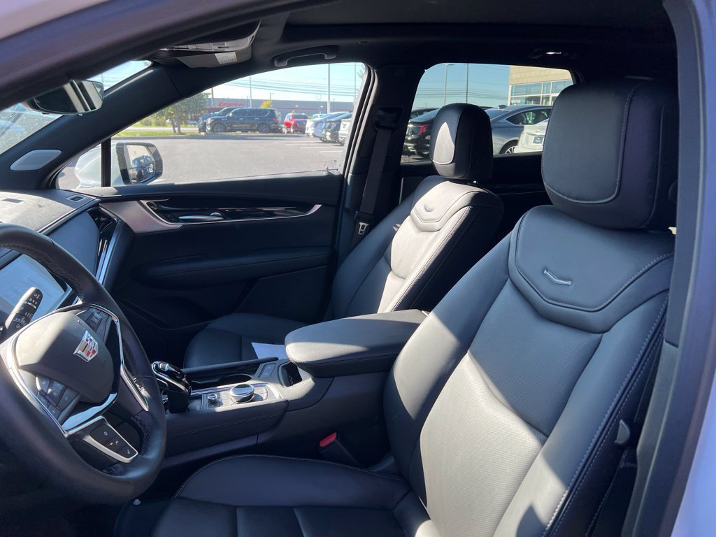 Certified 2026 Cadillac XT5 Premium Luxury w/ Driver Assist Package AWD/4WD image 20