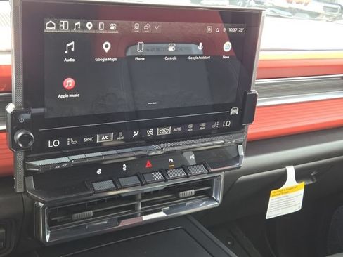Used 2026 GMC Hummer EV 3X w/ Carbon Fiber Edition Package AWD/4WD image 30