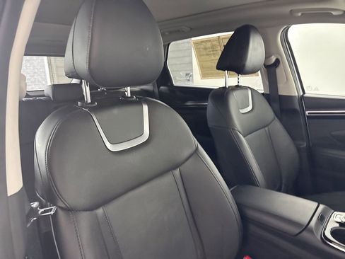 Used 2023 Hyundai Tucson Limited image 30
