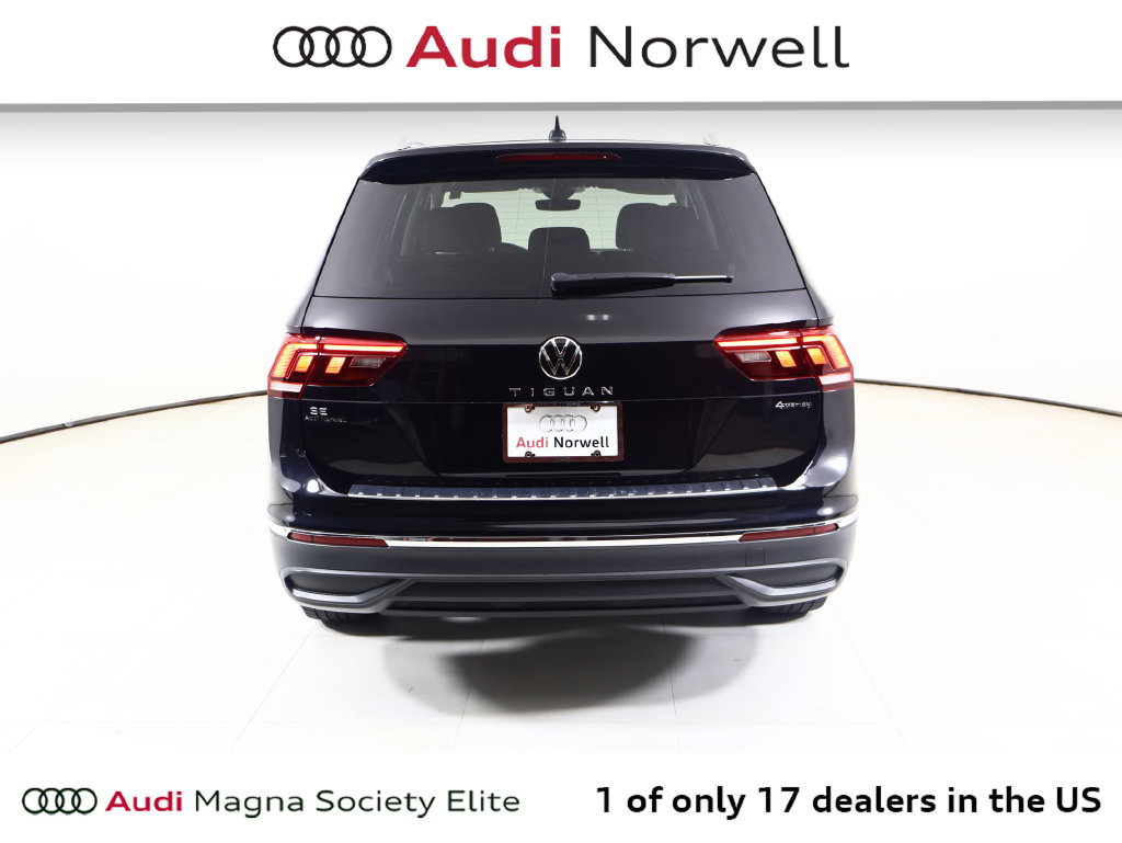 Used 2023 Volkswagen Tiguan SE AWD/4WD image 12