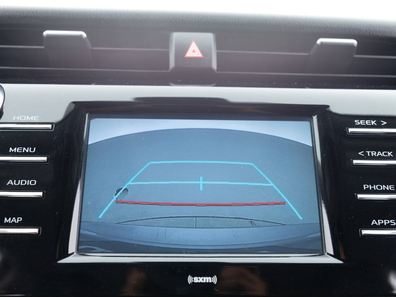Used 2020 Toyota Camry LE FWD image 32